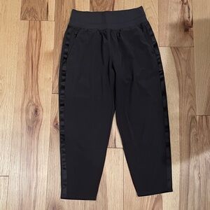 Athleta Dark Brown Cropped Jogger with Side Stripe - Sz 8